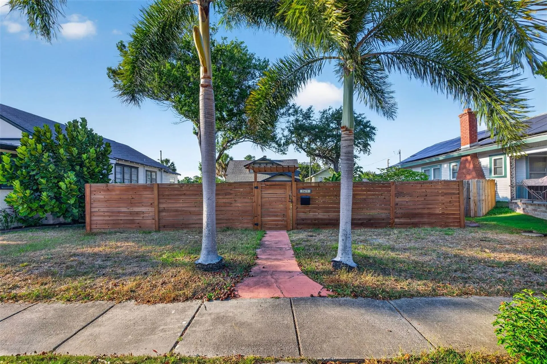 2419 Dartmouth Avenue N St Petersburg FL 33713