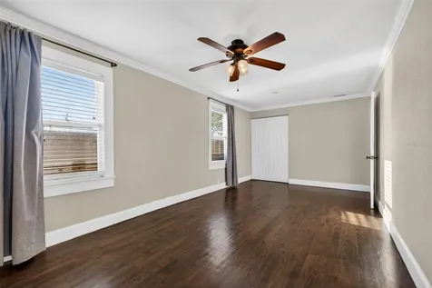 2419 Dartmouth Avenue N St Petersburg FL 33713