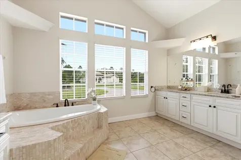 14106 Oakwood Cove Lane Orlando FL 32832