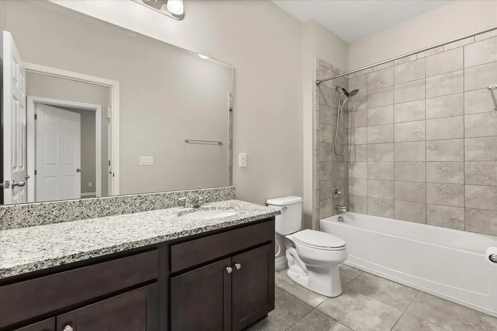 1046 Grand Hilltop Drive Apopka FL 32703