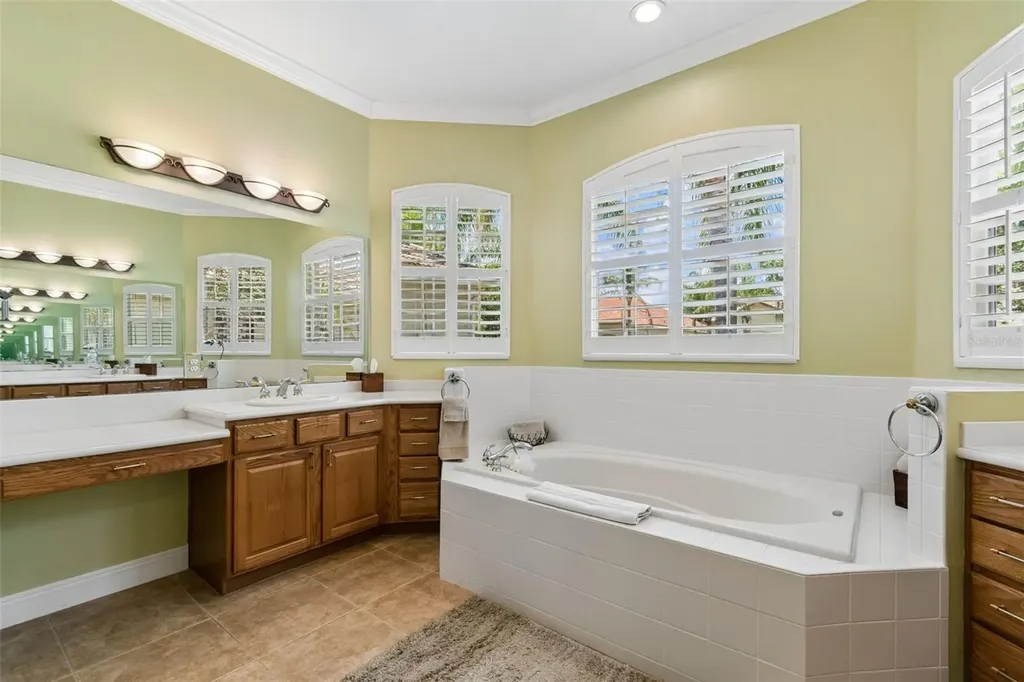 1179 Cambria Bend Kissimmee FL 34759