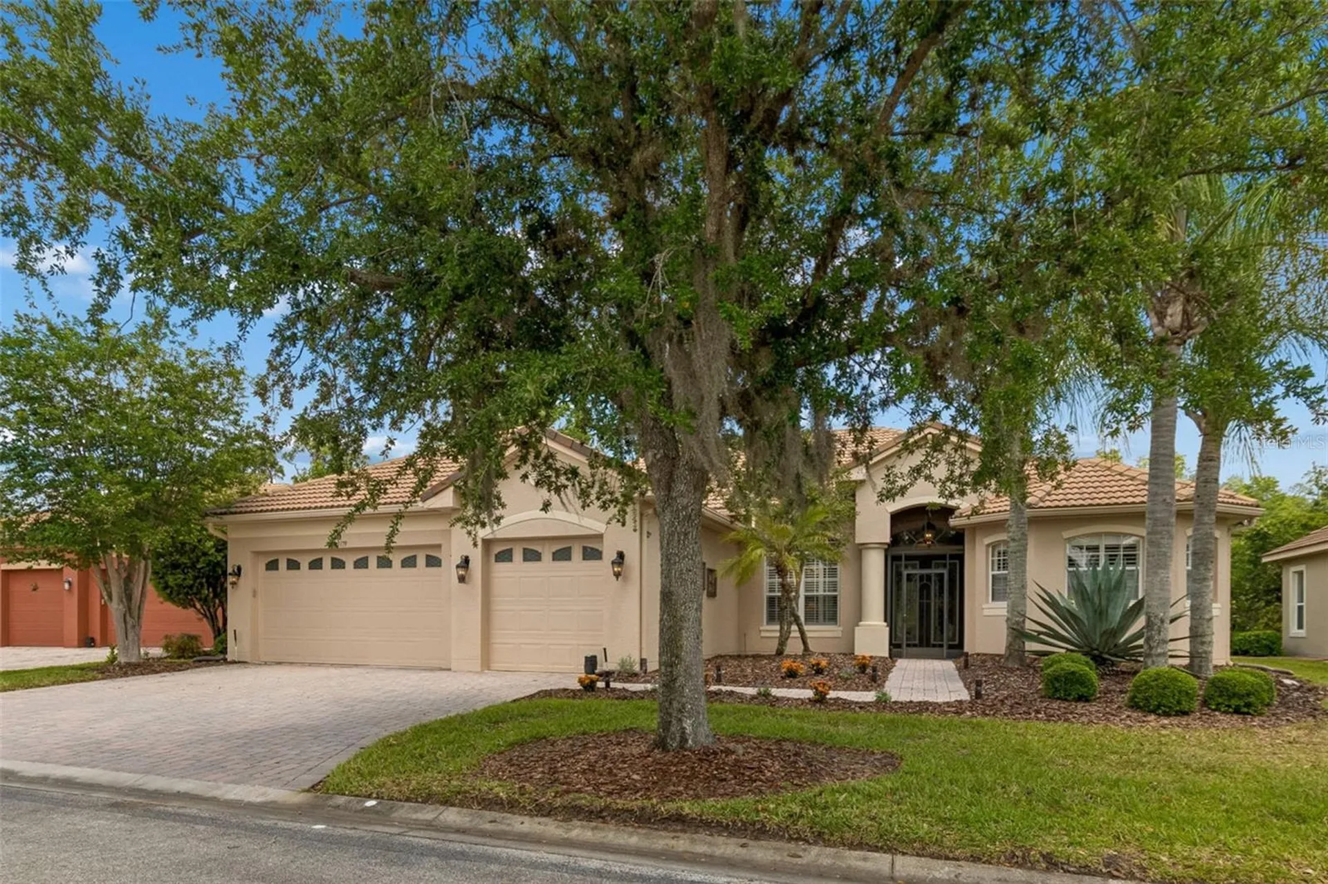 1179 Cambria Bend Kissimmee FL 34759