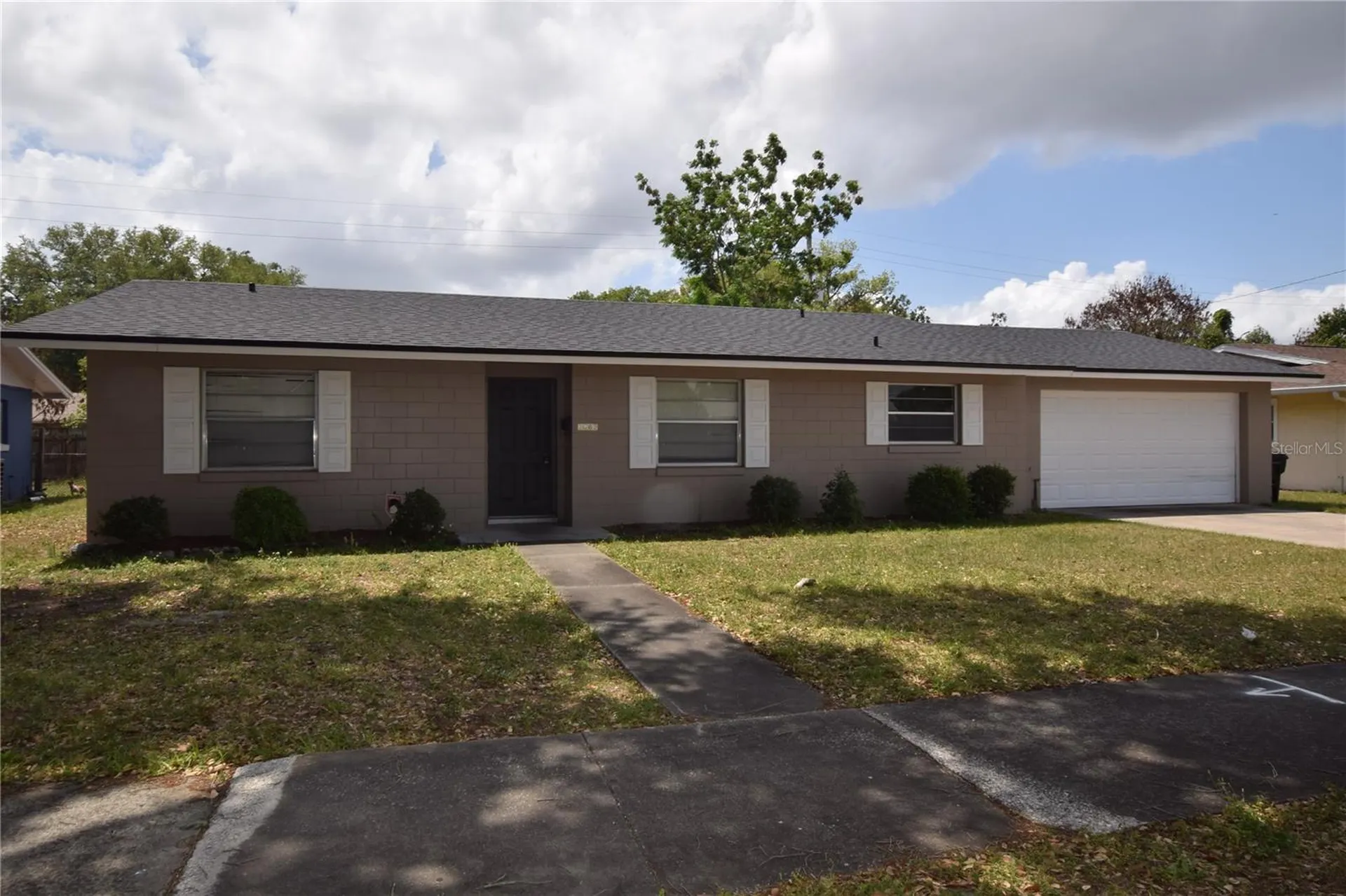 2762 Clear Cove Lane Orlando FL 32805