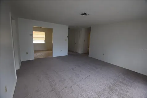 2762 Clear Cove Lane Orlando FL 32805