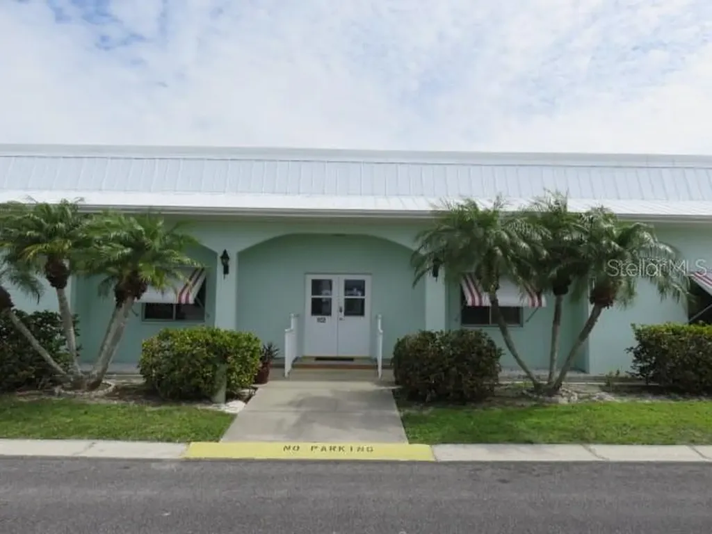 2107 Palma Sola Boulevard Bradenton FL 34209