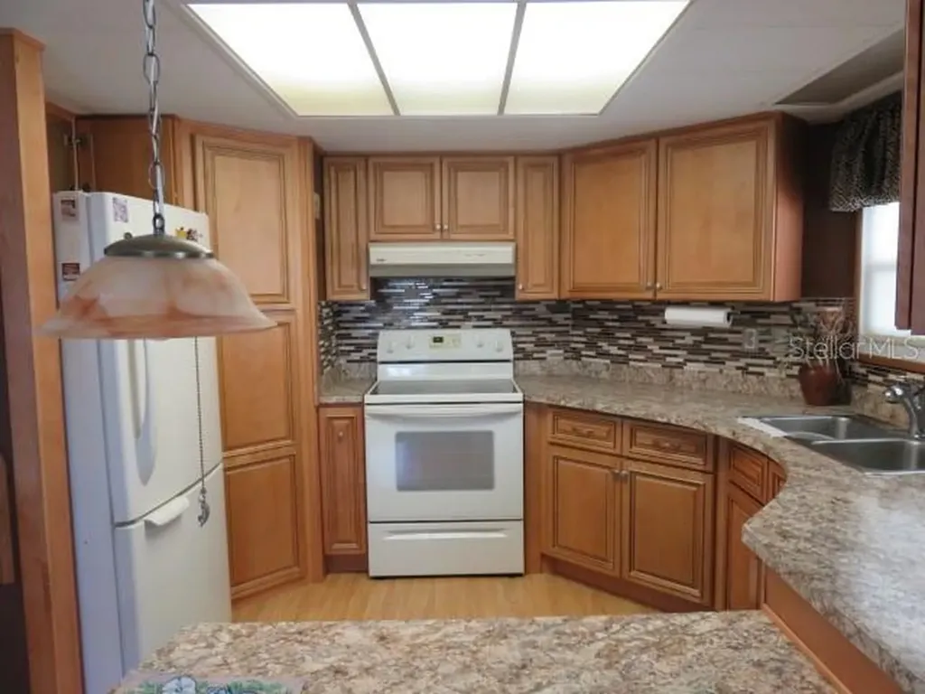 2107 Palma Sola Boulevard Bradenton FL 34209