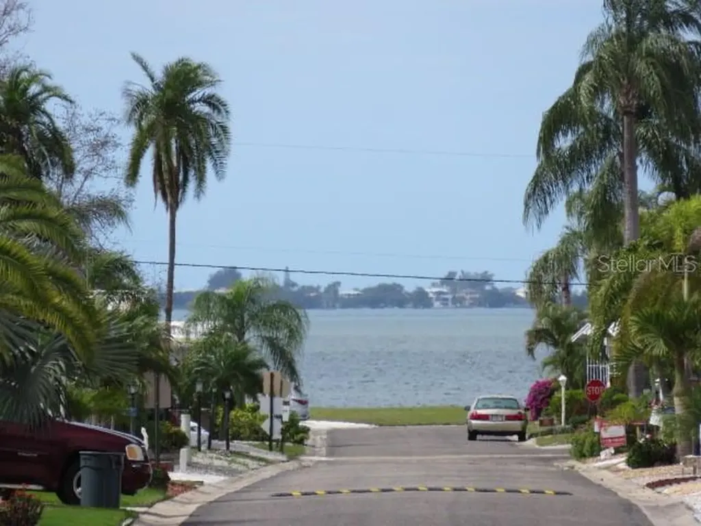 2107 Palma Sola Boulevard Bradenton FL 34209