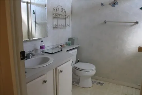 2107 Palma Sola Boulevard Bradenton FL 34209
