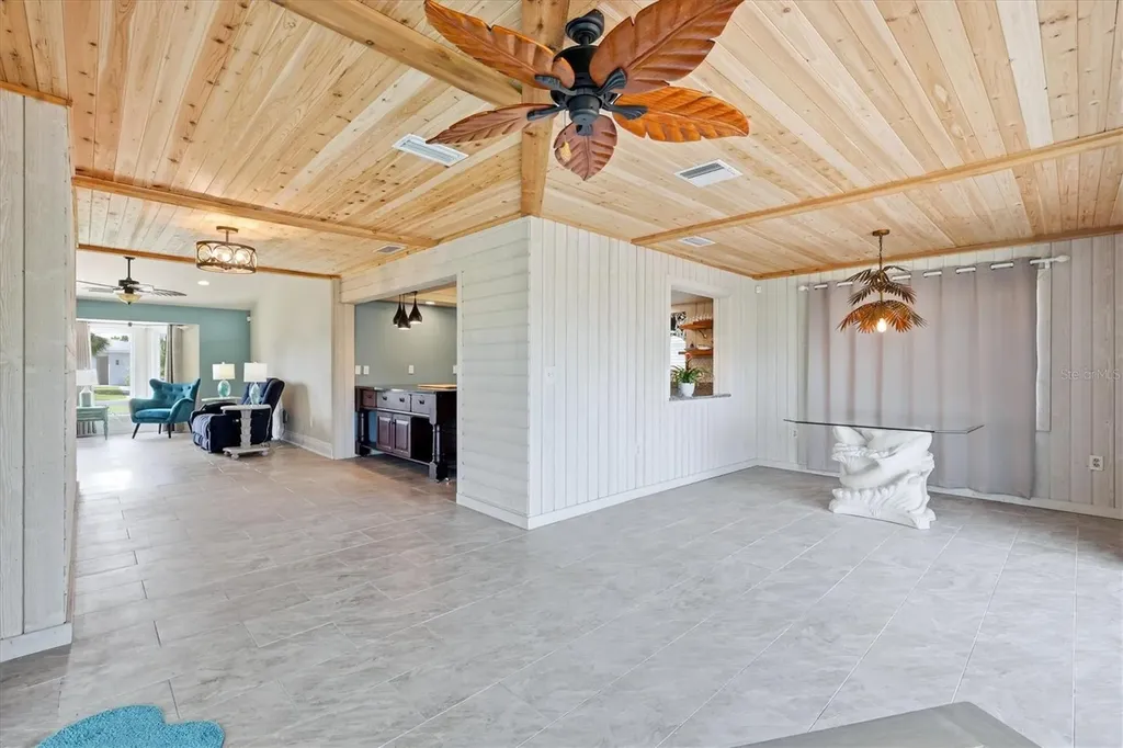11 Oakland Hills Court Rotonda West FL 33947
