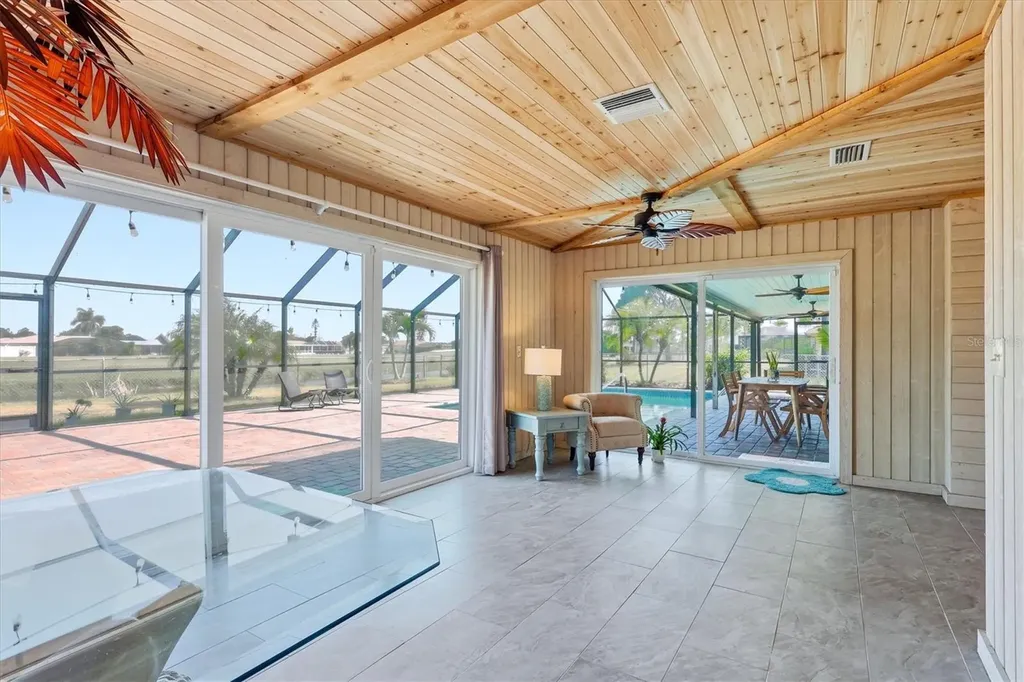 11 Oakland Hills Court Rotonda West FL 33947