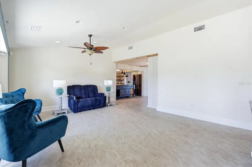 11 Oakland Hills Court Rotonda West FL 33947