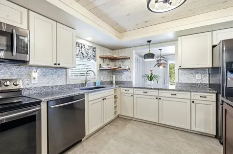 11 Oakland Hills Court Rotonda West FL 33947