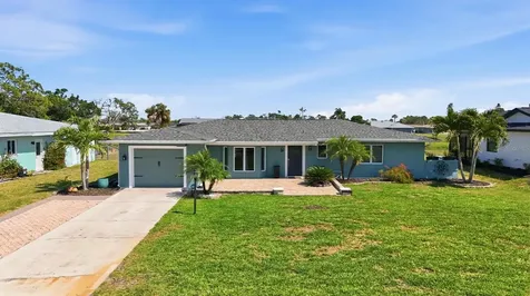 11 Oakland Hills Court Rotonda West FL 33947