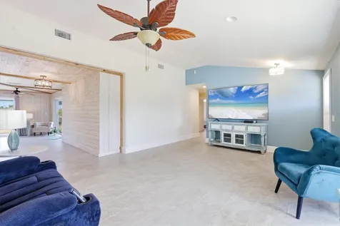 11 Oakland Hills Court Rotonda West FL 33947