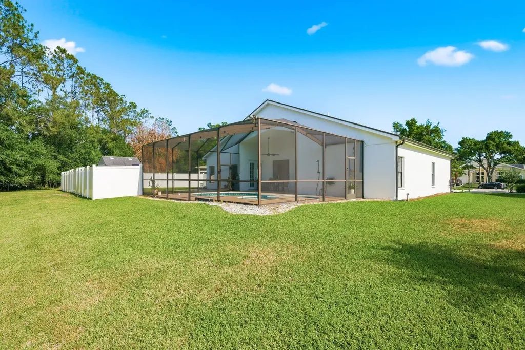 16318 Armstrong Place Tampa FL 33647