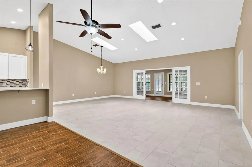 6535 Brentwood Drive Zephyrhills FL 33542