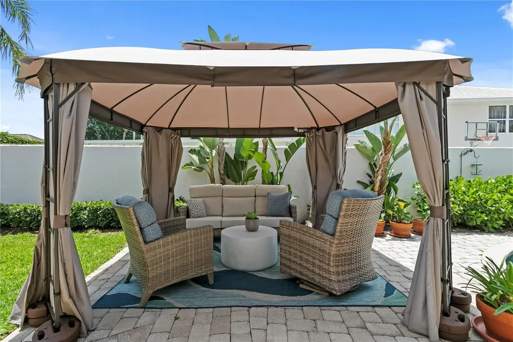 7016 Pelican Island Drive Tampa FL 33634