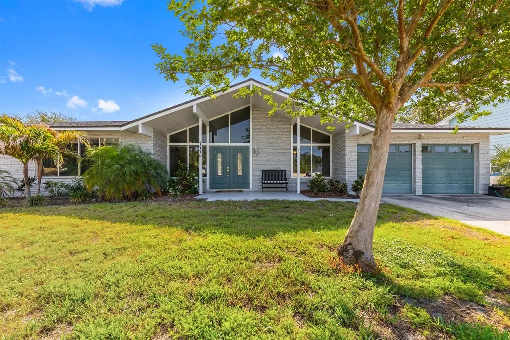 7775 132nd Way Seminole FL 33776