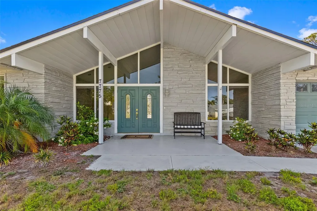 7775 132nd Way Seminole FL 33776