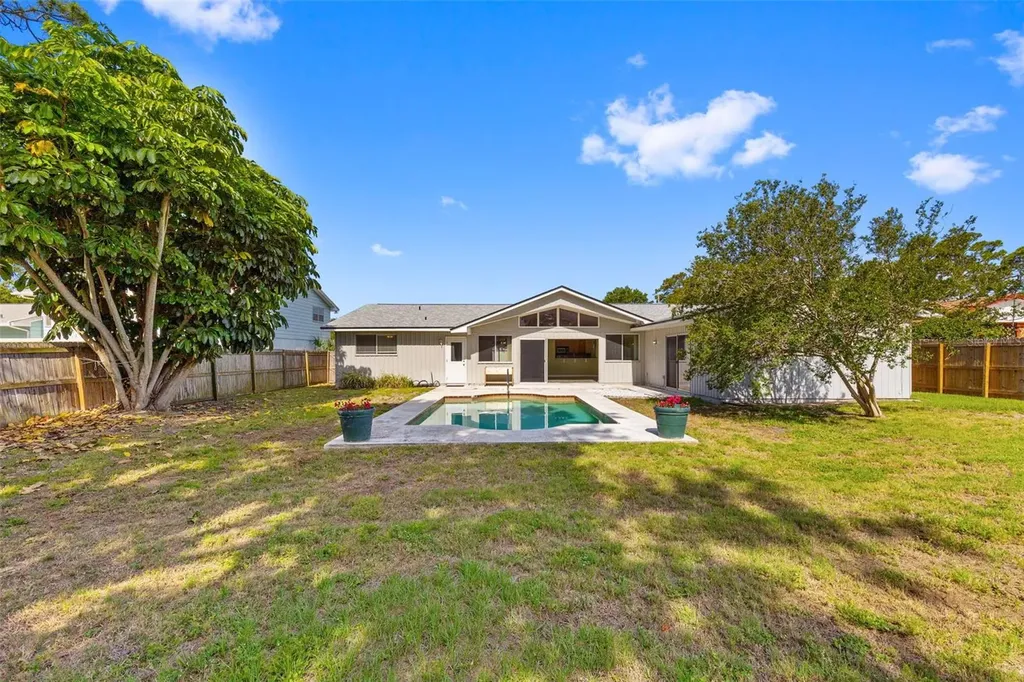 7775 132nd Way Seminole FL 33776