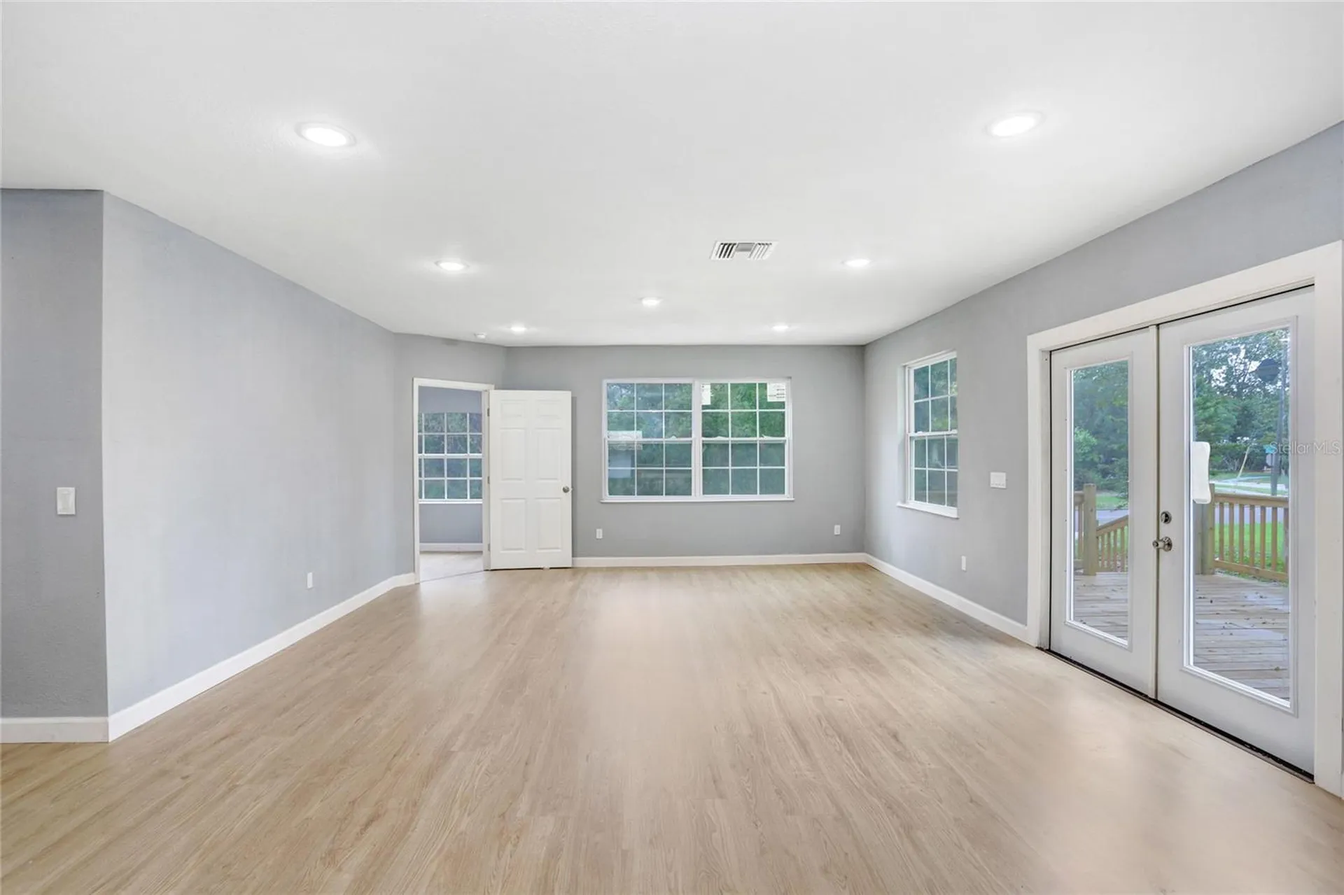 310 S Delaney Avenue Avon Park FL 33825