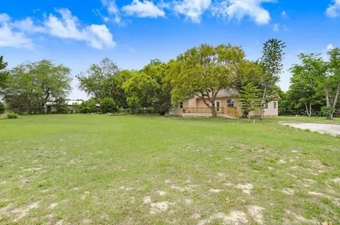 310 S Delaney Avenue Avon Park FL 33825