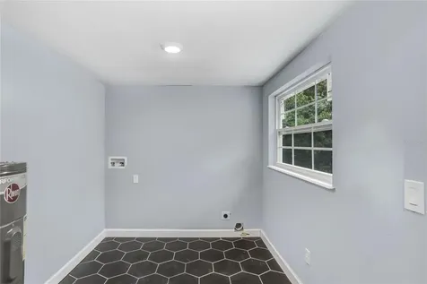 310 S Delaney Avenue Avon Park FL 33825