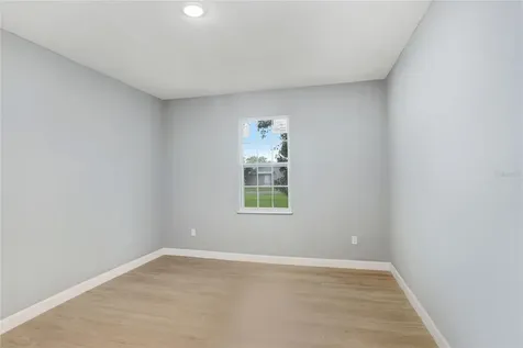 310 S Delaney Avenue Avon Park FL 33825