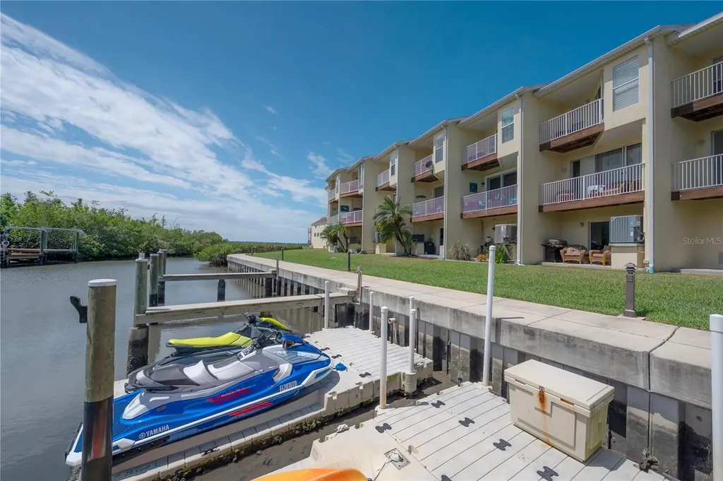 119 Brent Circle Oldsmar FL 34677