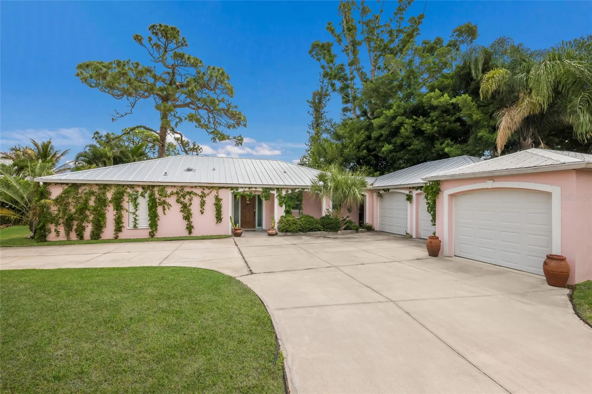 719 58th Street NW Bradenton FL 34209