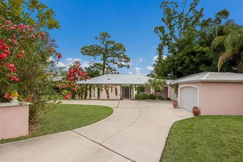 719 58th Street NW Bradenton FL 34209