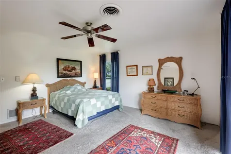 719 58th Street NW Bradenton FL 34209