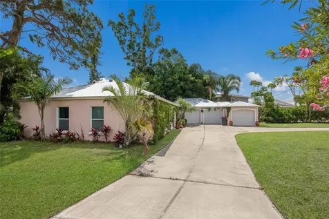 719 58th Street NW Bradenton FL 34209