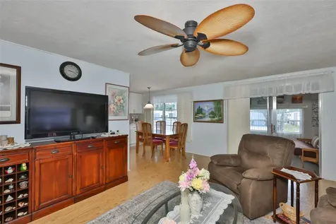 1610 Reynolds Road Lakeland FL 33801
