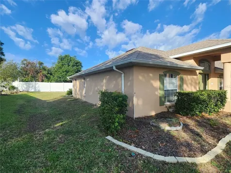 8 The Village Boulevard Winter Haven FL 33880