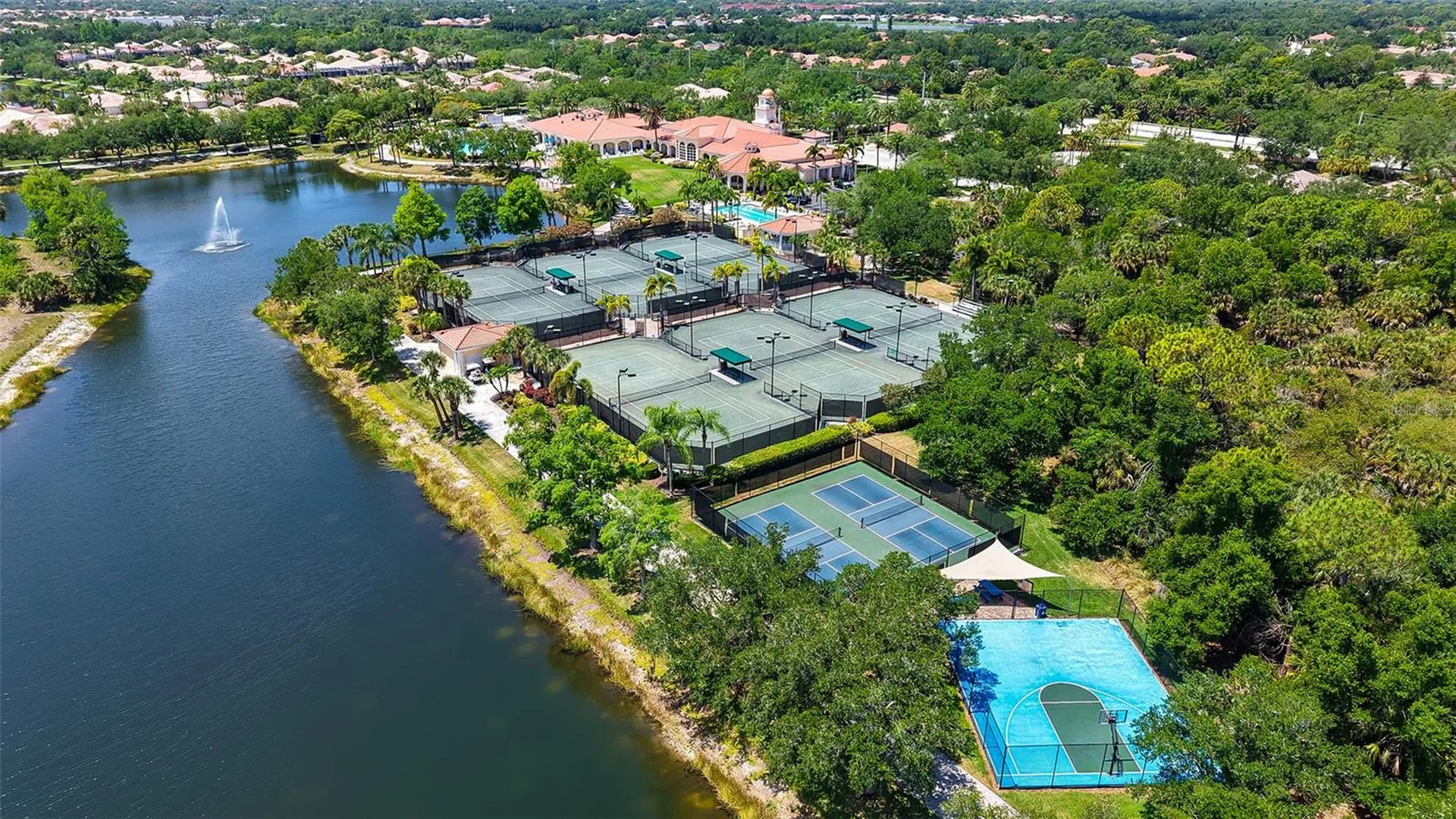 5614 Octonia Place Sarasota FL 34238