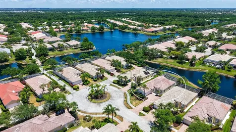 5614 Octonia Place Sarasota FL 34238
