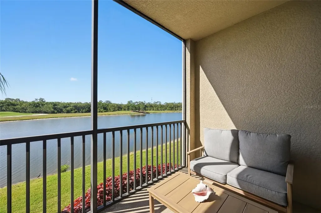 16904 Vardon Terrace Lakewood Ranch FL 34211