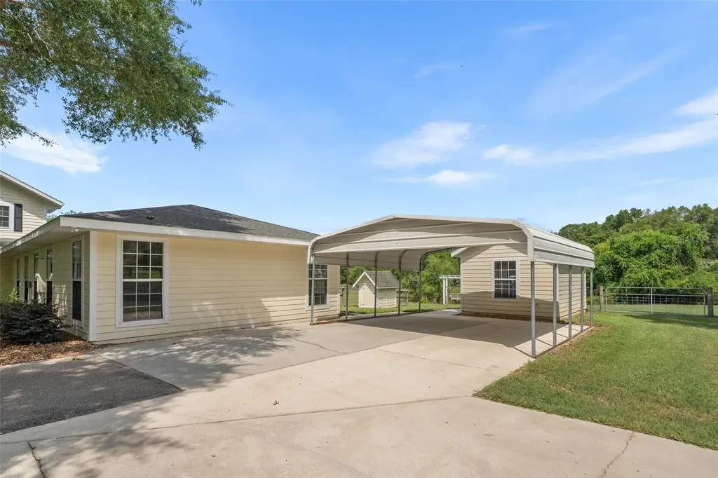 12504 NW 116th Place Alachua FL 32615