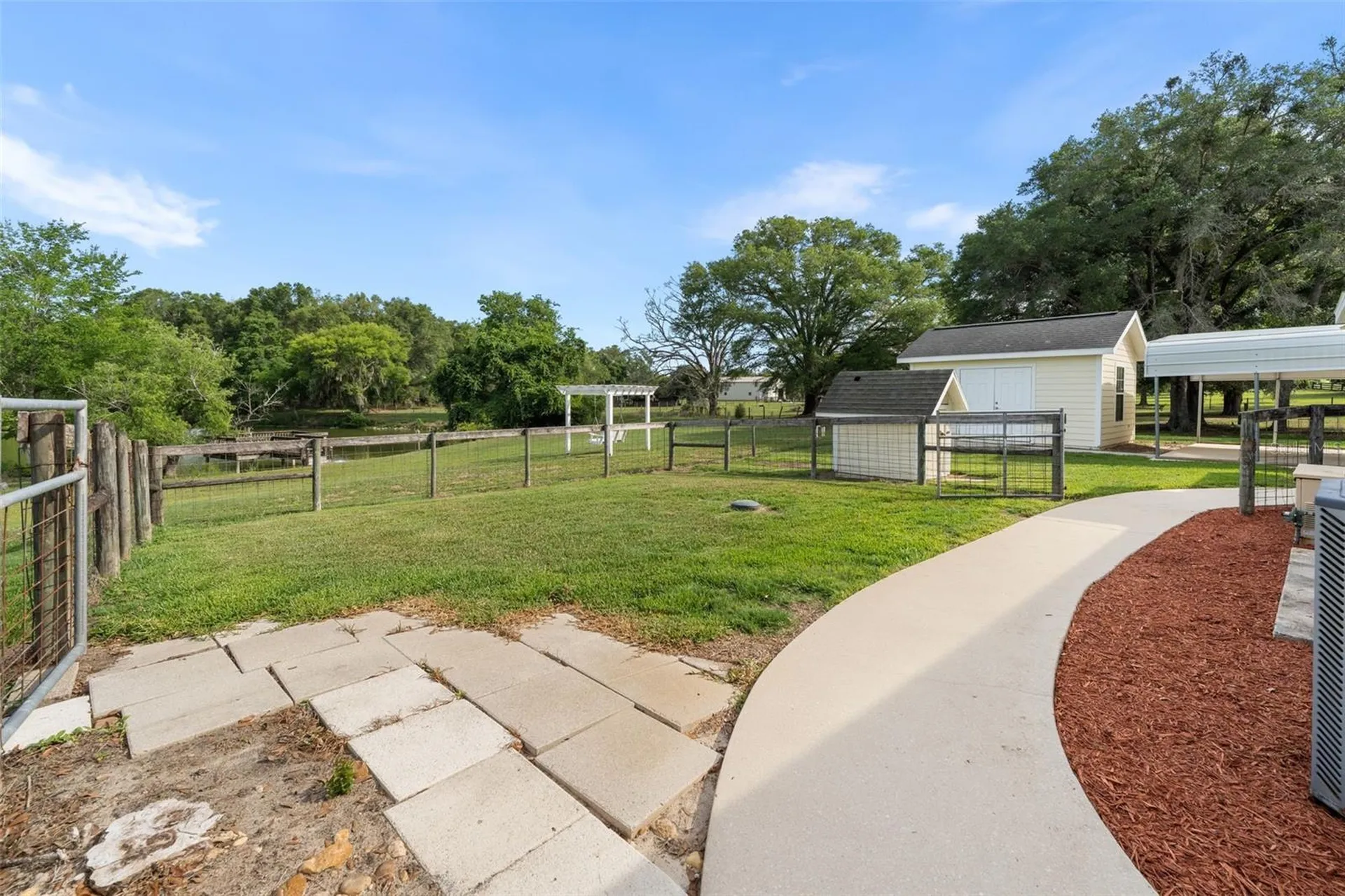 12504 NW 116th Place Alachua FL 32615