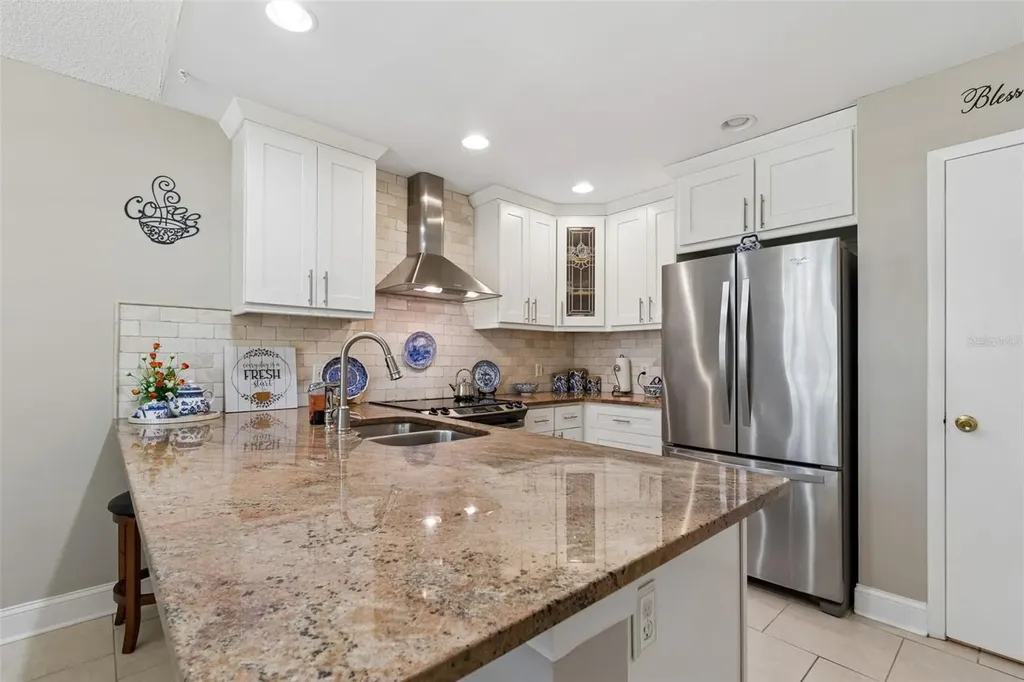 9702 Little Pond Way Tampa FL 33647