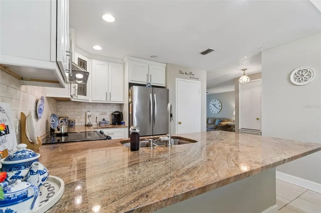 9702 Little Pond Way Tampa FL 33647