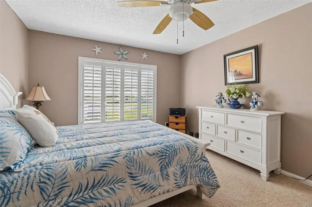 9702 Little Pond Way Tampa FL 33647