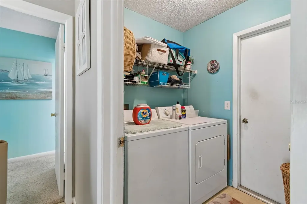 9702 Little Pond Way Tampa FL 33647