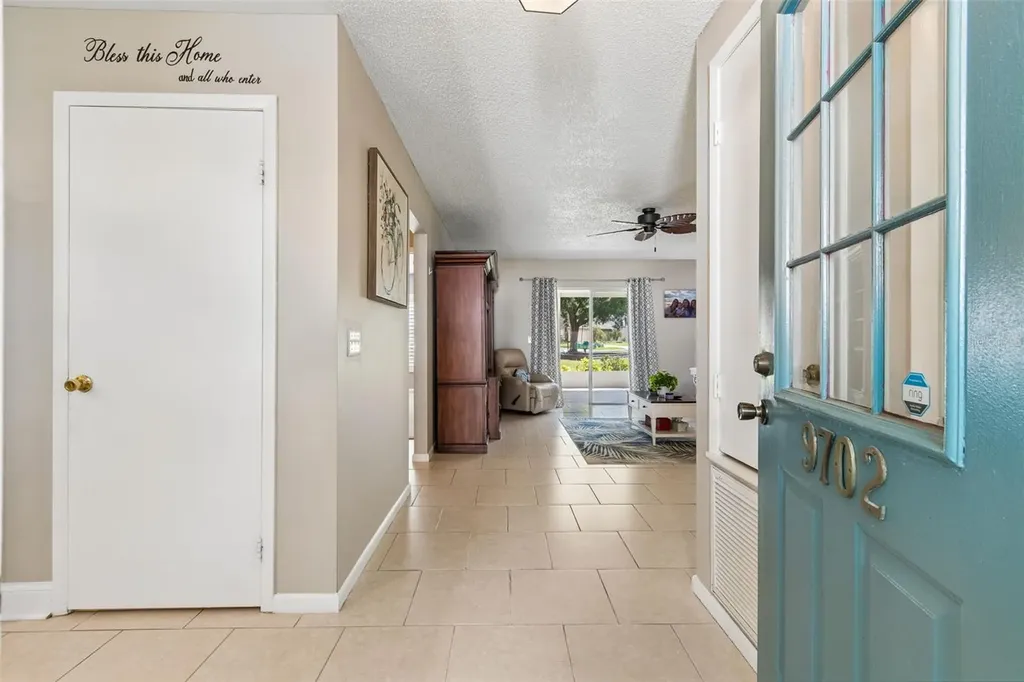 9702 Little Pond Way Tampa FL 33647