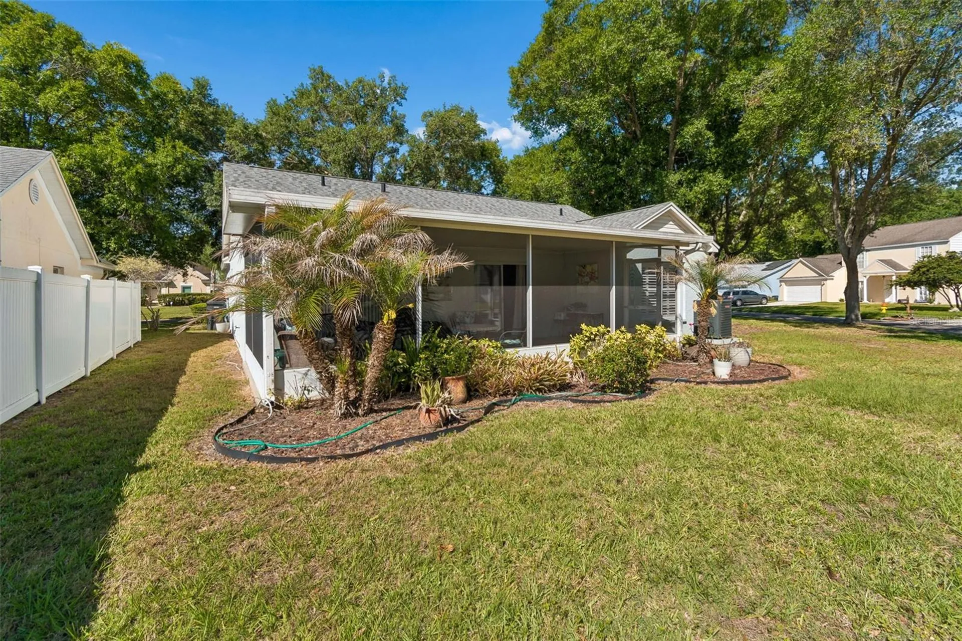 9702 Little Pond Way Tampa FL 33647