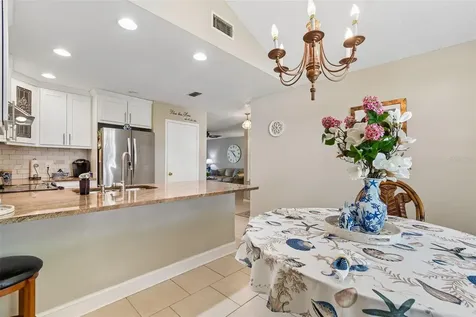 9702 Little Pond Way Tampa FL 33647