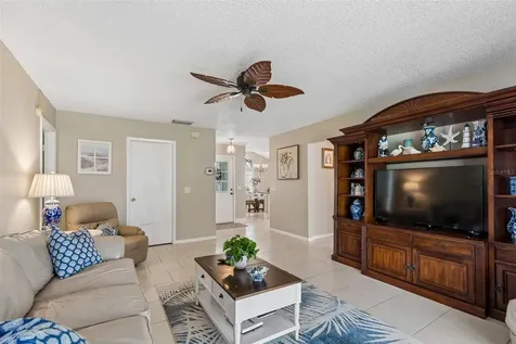 9702 Little Pond Way Tampa FL 33647