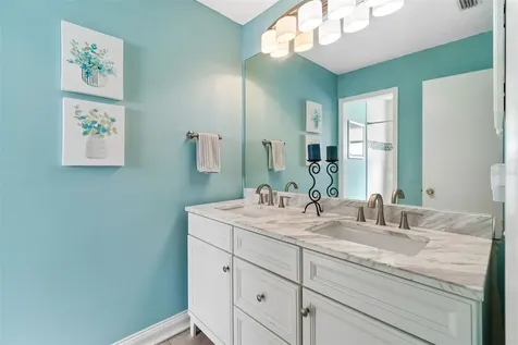 9702 Little Pond Way Tampa FL 33647
