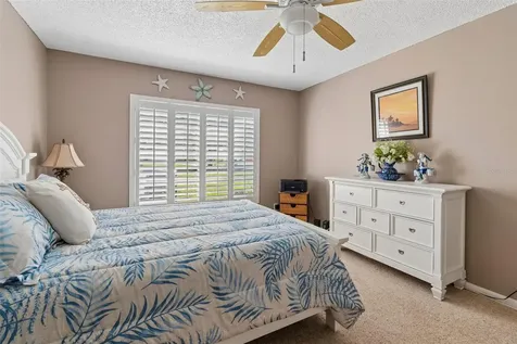 9702 Little Pond Way Tampa FL 33647